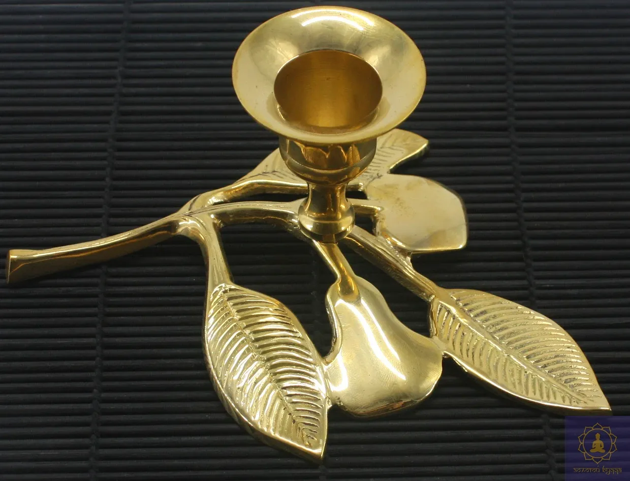 Свічник пелюстка