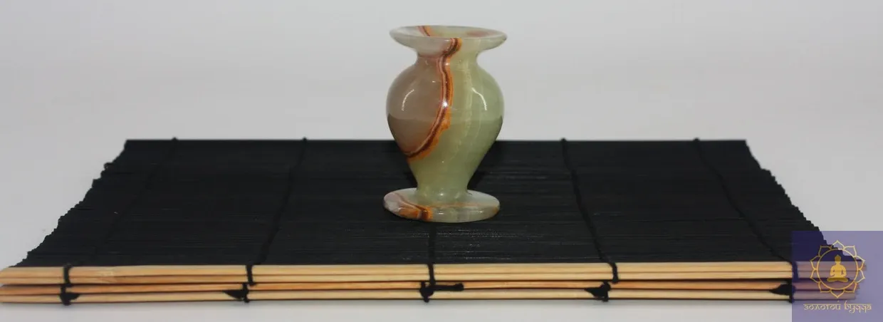 Подсвечник малый оникс