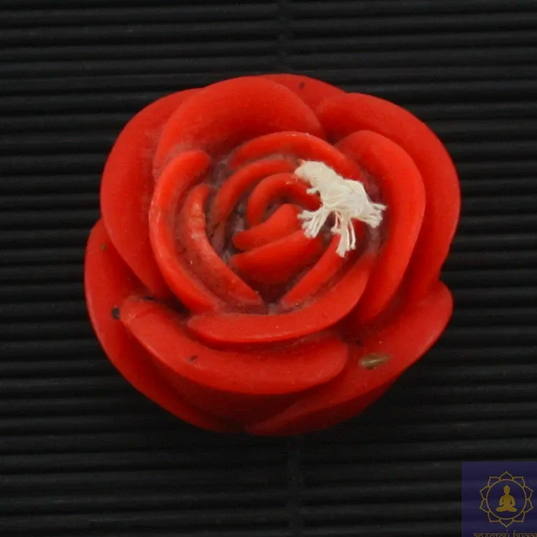 Свеча цветок