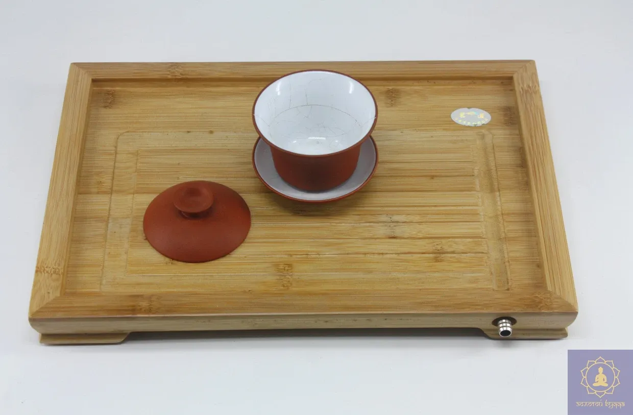 Столик для чая