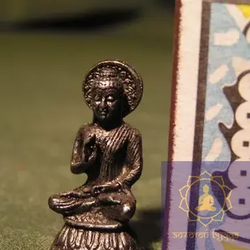 Будда - мурті Індія.