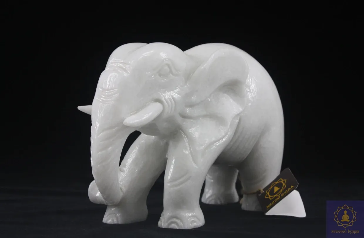 Слон (мрамор)