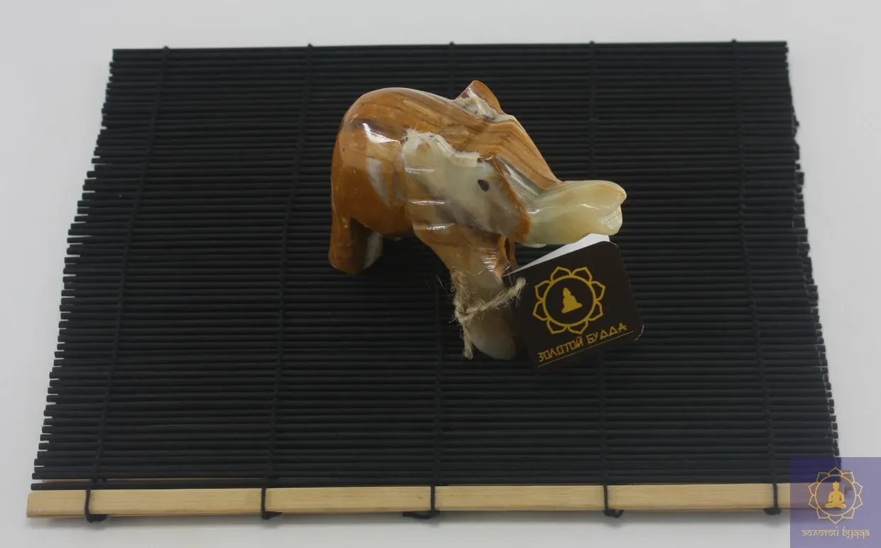 Слон (оникс)