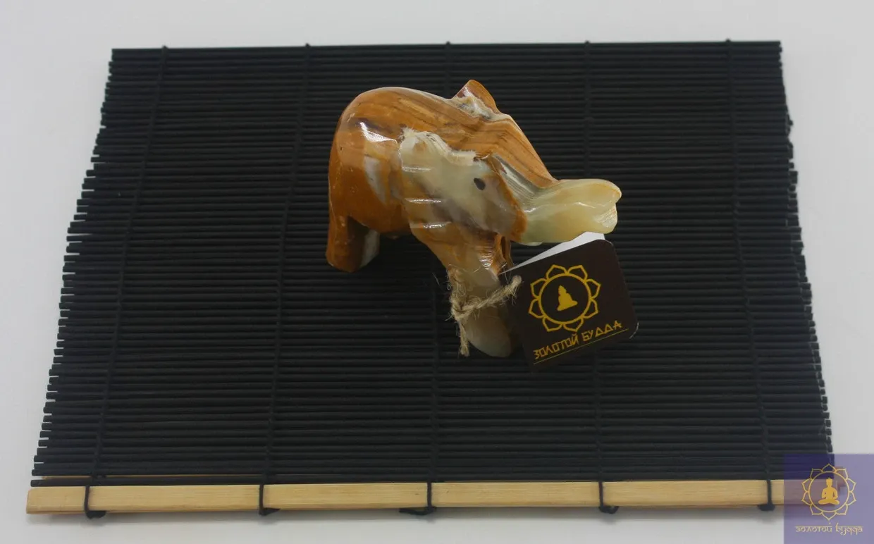 Слон (оникс)