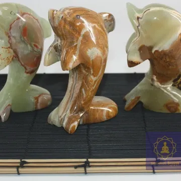 Дельфін (онікс)