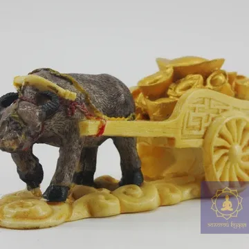 Буйвол з золотом-символ достатку (смола)