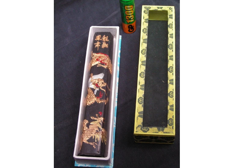 Туш для каліграфії