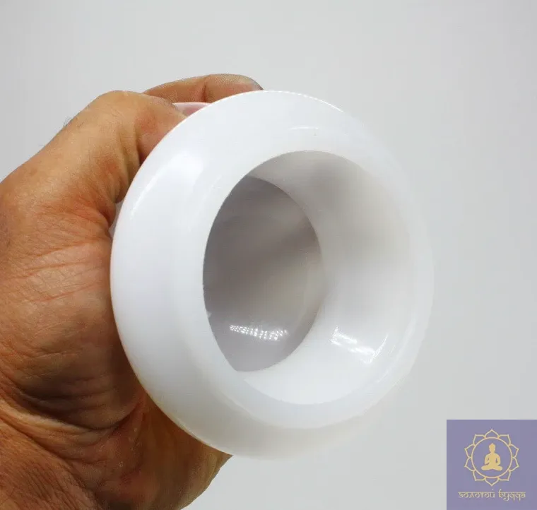 Банка силиконовая для вакуумного массажа белая
