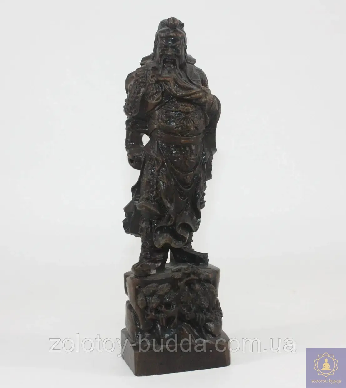 Куан-Кун. Резьба по дереву.