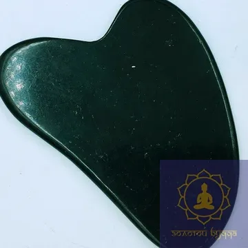Скребок Гуаша чорний нефрит серце