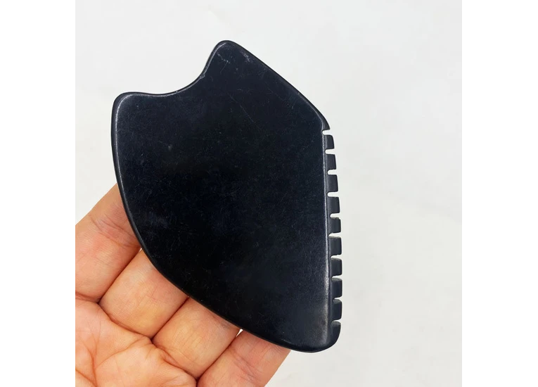 Скребок Гуаша чорний нефрит тополиний лист.