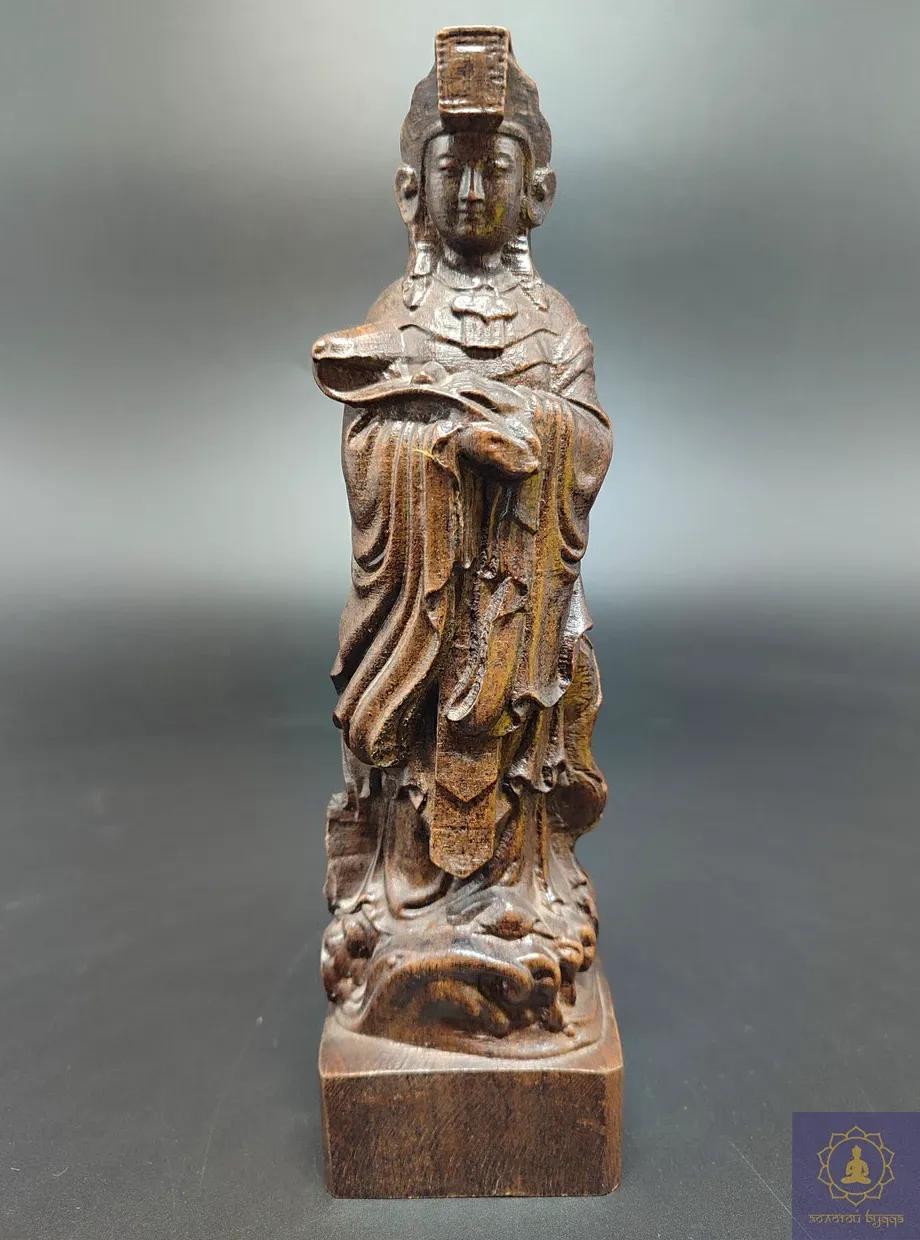 Мацзу — покровниця моряків. Рудракша — дерево.