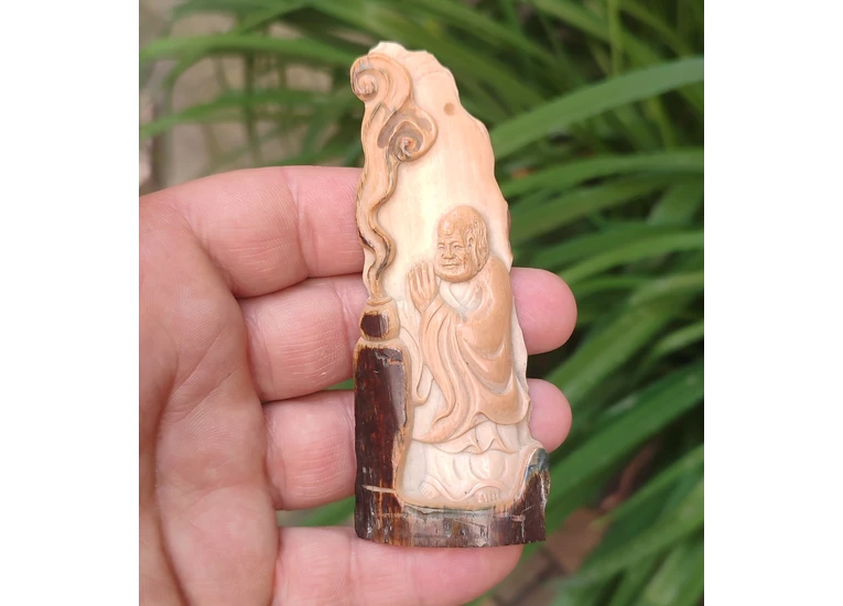 Статуэтка Монах - бивень мамонта
