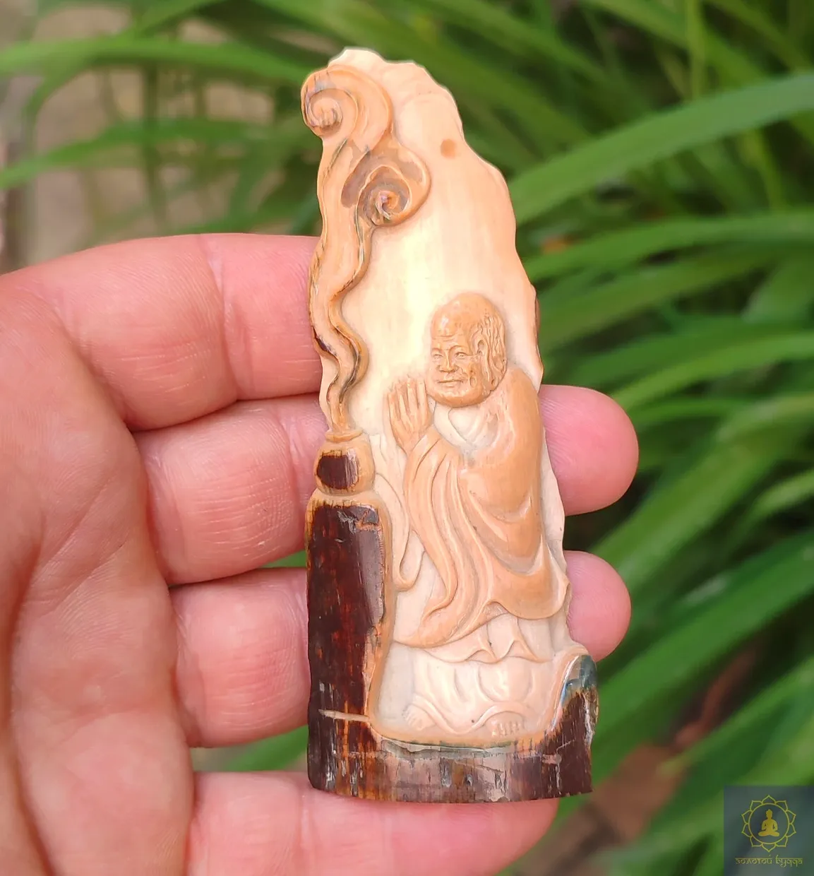 Статуэтка Монах - бивень мамонта