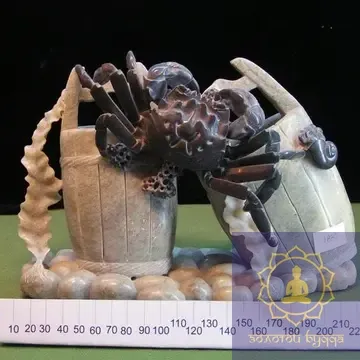 Краб на ведрах из нефрита