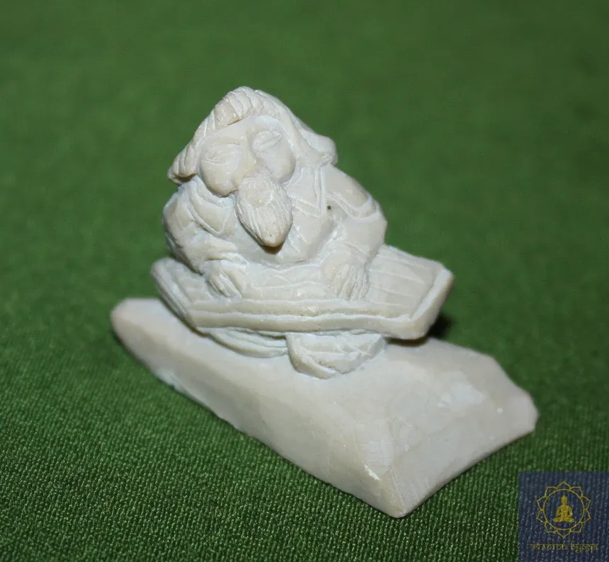 Статуетка фігурка старця музиканта Альмадегіт/Алтай/