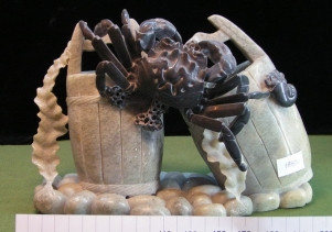 Фигурки, статуэтки из камня