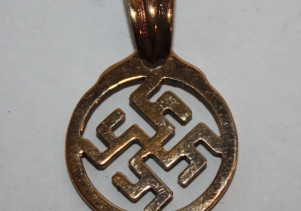 Амулеты из бронзы