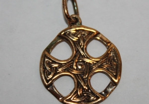 Амулеты из бронзы