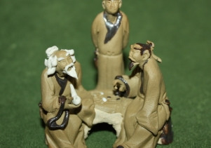 Фигурки, статуэтки из керамики