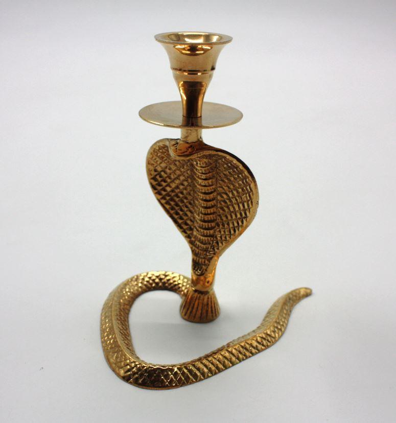 Свечи, Подсвечники