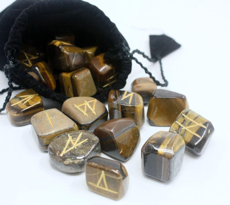 Гадальные руны