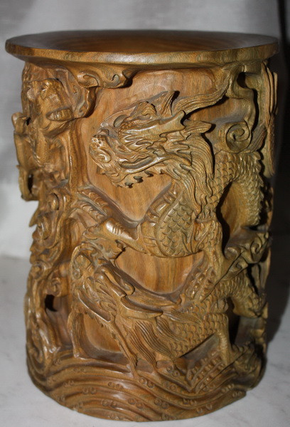 Фигурки, статуэтки из дерева