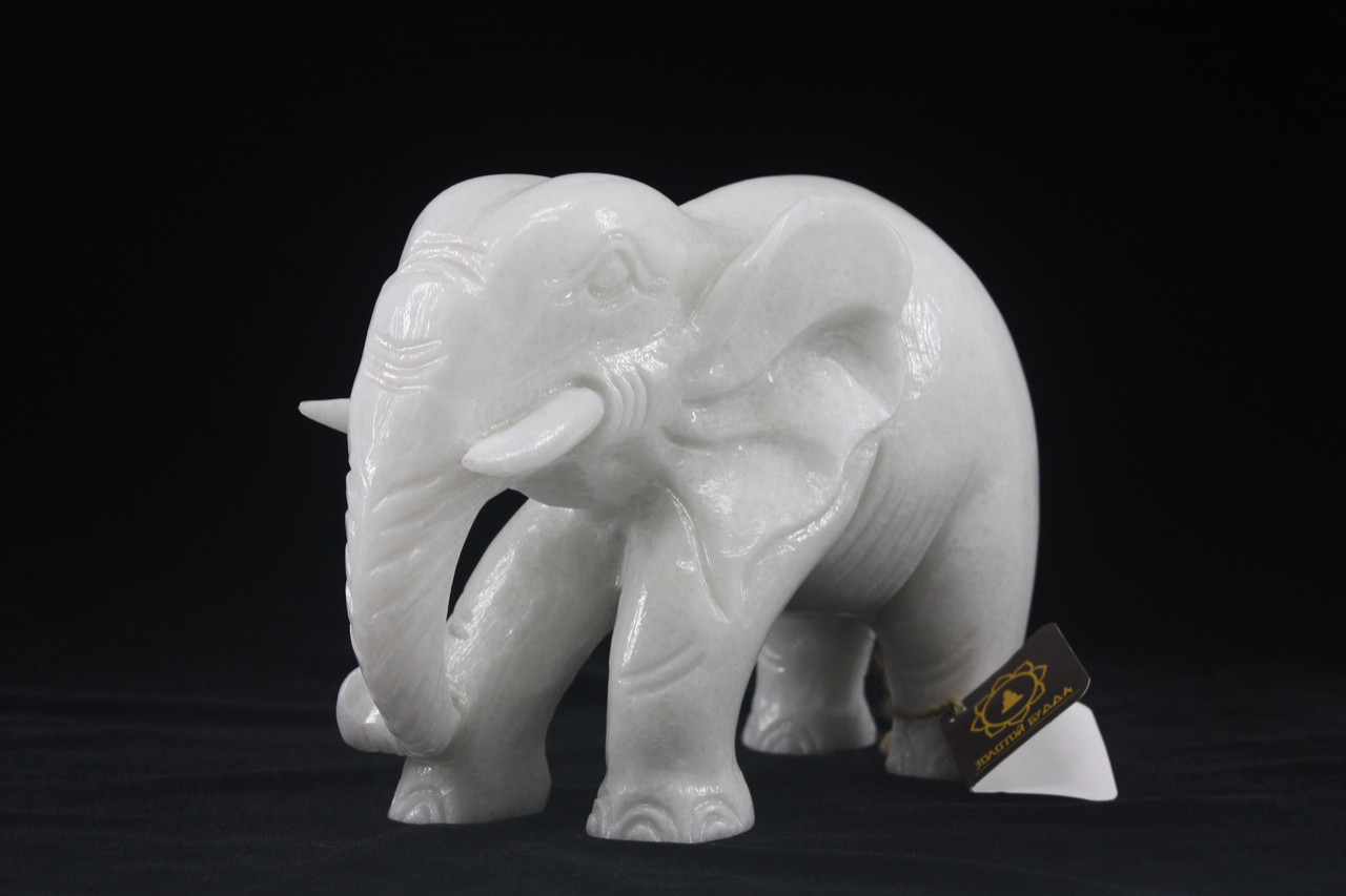 Фигурки, статуэтки из камня