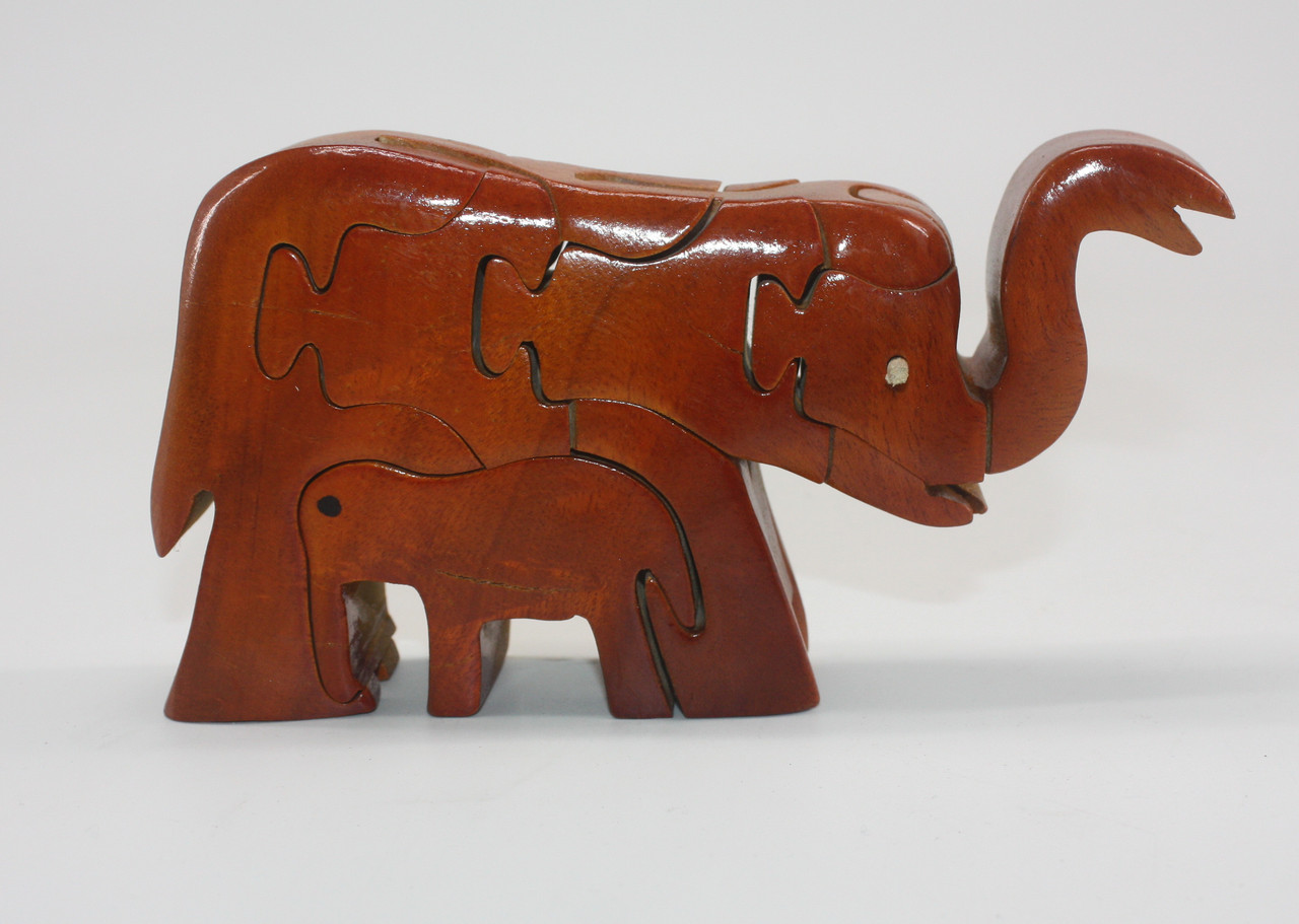 Фигурки, статуэтки из дерева