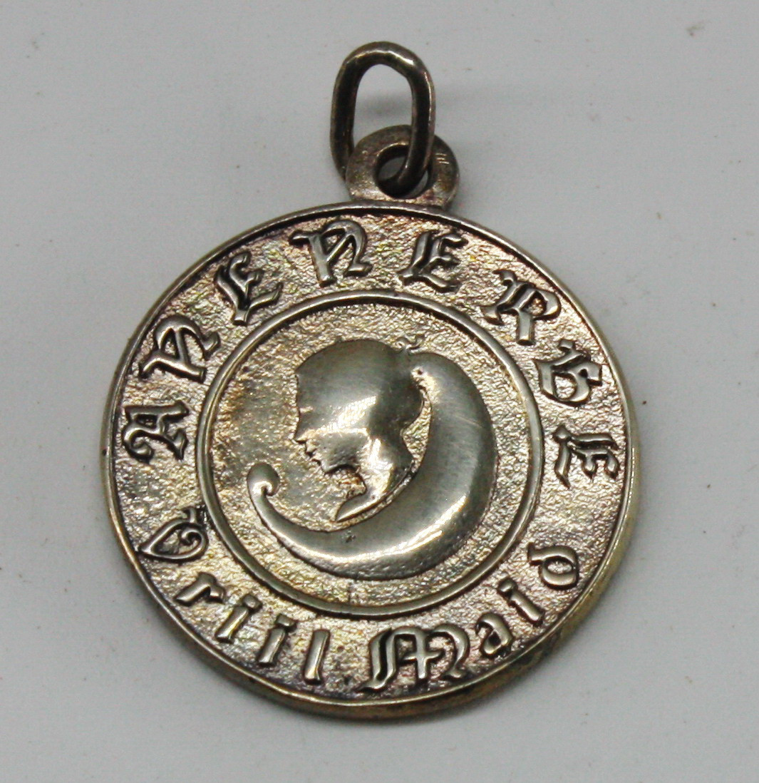 Амулеты из серебра