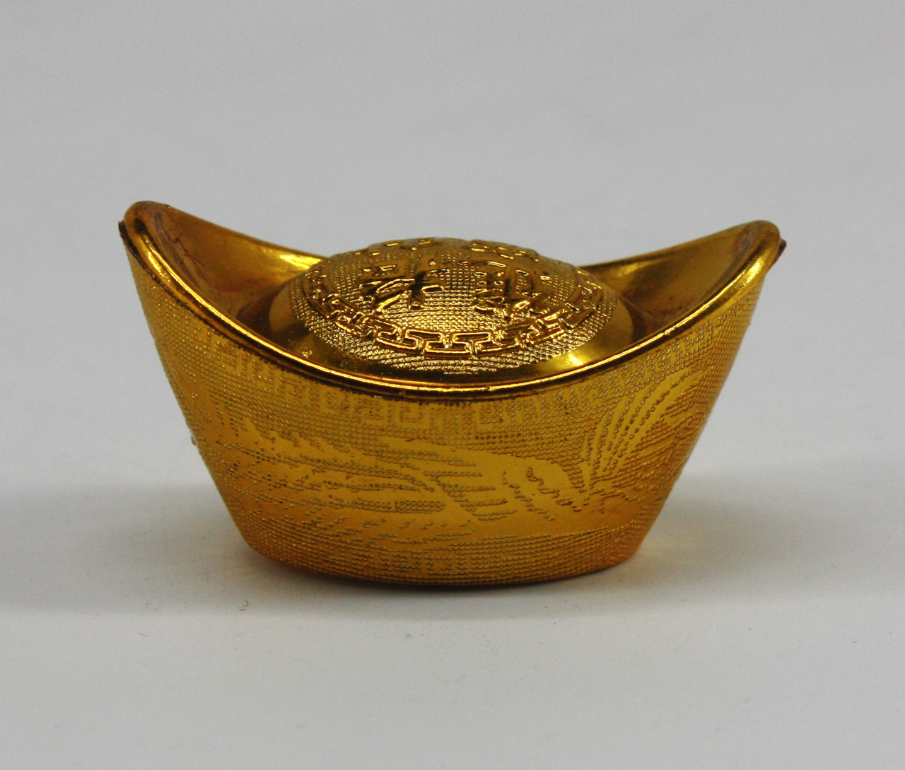 Фигурки, статуэтки из гипса, натуральных смол