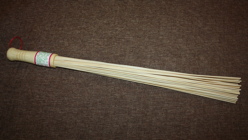 Бамбук - палки, веники