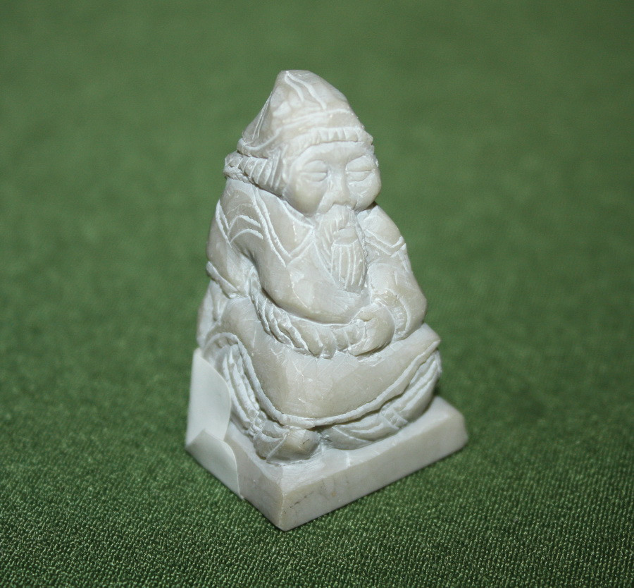 Альмаголит \Алтай \ фигурки старцев